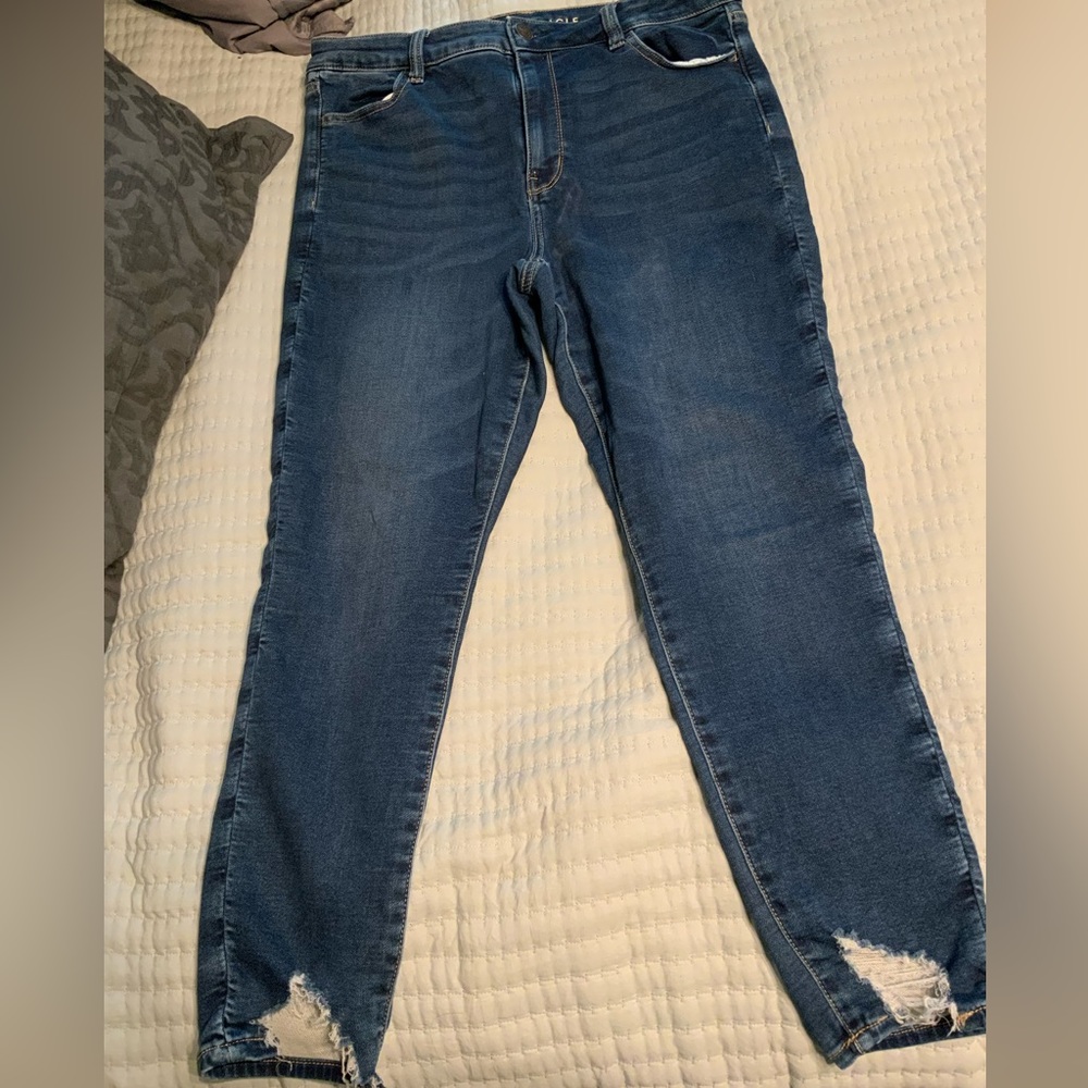 Dark washed, stretchy American eagle Jeans